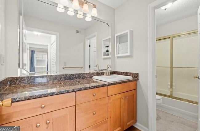 534 Granville Ct, Atlanta, GA 30328 - photo 5