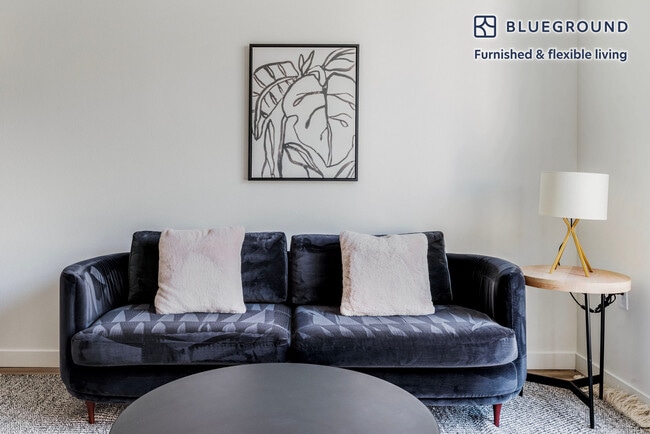 22271 Foothill Blvd unit FL3-ID1695, Hayward, CA 94541 - photo 2