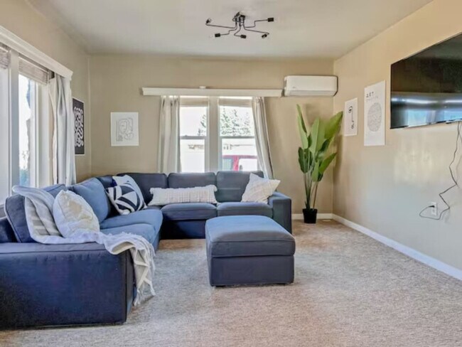 170 E 100 N unit ID1249860P, Kanab, UT 84741 - photo 3