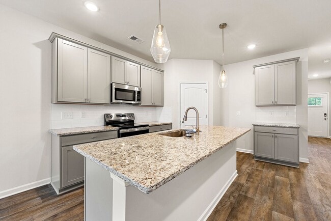 8377 Columbia Ct, Palmetto, GA 30268 - photo 2