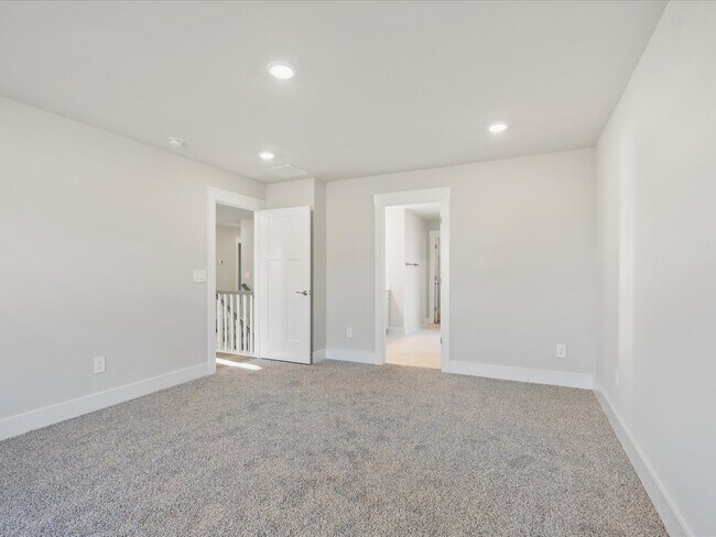 502 Tilson Rd, Piedmont, SC 29673 - photo 4