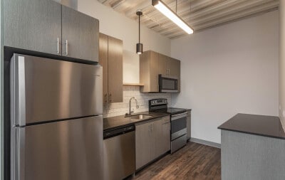 941 W Dakin St, Chicago, IL 60641 - photo 3