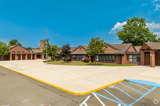 Smithtown Elementary School is home to 476 students.