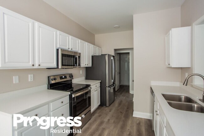 2358 Wednesbury Ct, Kannapolis, NC 28083 - photo 7