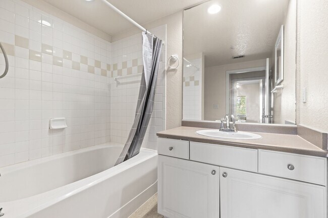 402 S Armenia Ave, Tampa, FL 33609 - photo 6