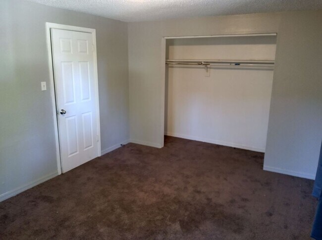 1941 Clinton St, Aurora, CO 80010 - photo 6