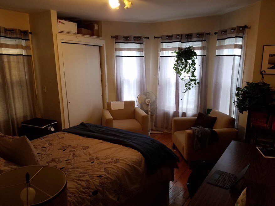 25 Everett St unit 2, Boston, MA 02128 - photo 1