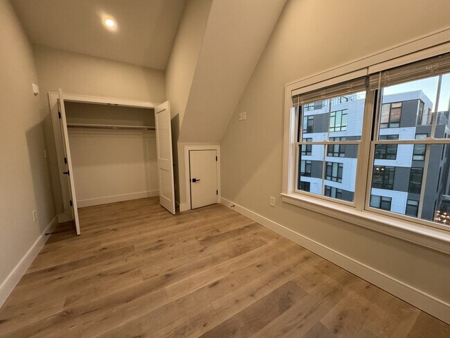 24 Everett St unit 303, Boston, MA 02128 - photo 5