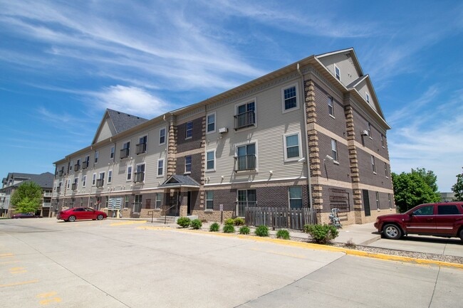 Beach View, Ames, IA 50014 - photo 3