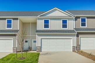 571 Venice Ave, West Des Moines, IA 50266