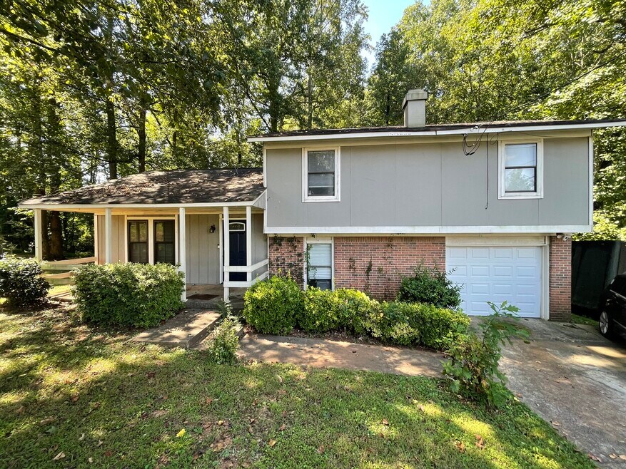 4173 Alicia Ct, Ellenwood, GA 30294 - photo 1