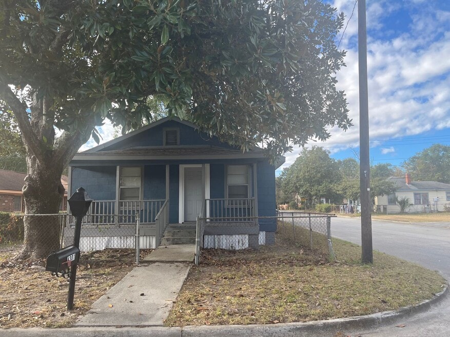 4301 Worth St, Savannah, GA 31405 - photo 1