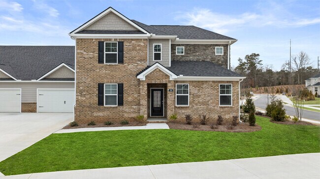 567 Silvermoon Dr, Loganville, GA 30052 - photo 2