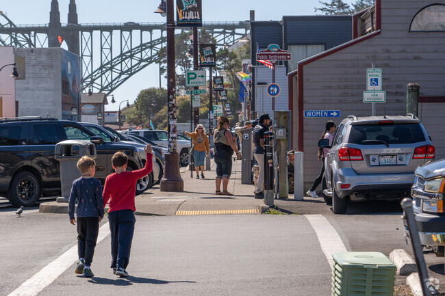 Families and tourists alike enjoy the downtown streets of Lost Creek.