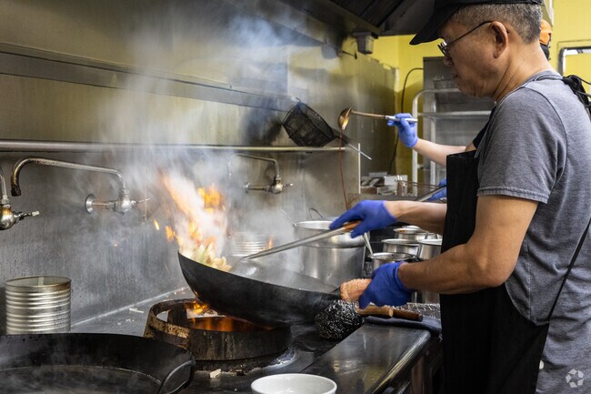 Thai Aree serves authentic dishes like Pad Thai.