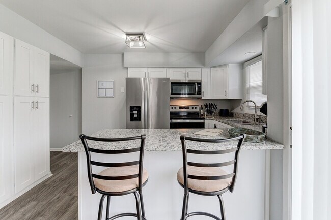 2408 Springdale Rd unit ID1296537P, Waukesha, WI 53186 - photo 4