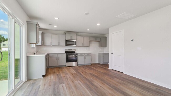 933 Two Brothers Ln, York, SC 29745 - photo 4