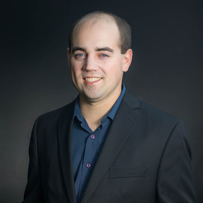 Agent Photo