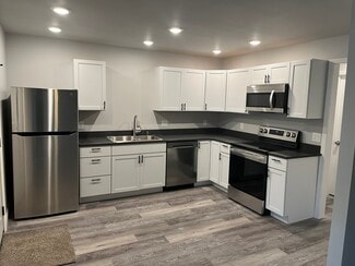 408 Academy St Unit 1, Elroy, WI 53929