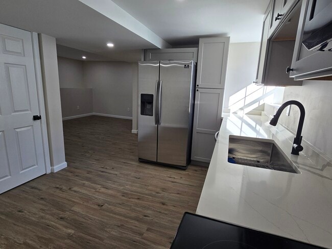 27 Douglas Ave unit 3, Providence, RI 02908 - photo 6