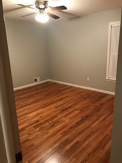 726 Meacham Ave unit 2nd L, Linden, NJ 07036 - photo 3