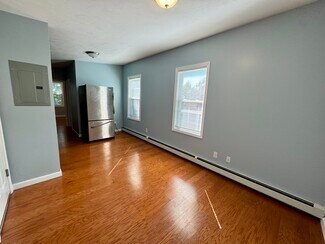 27 Florence St Unit 2R, Providence, RI 02909