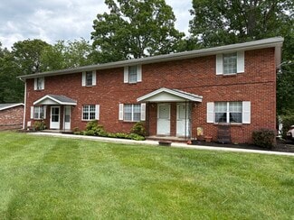 715 Pearl Dr Unit B, Charleston, WV 25311