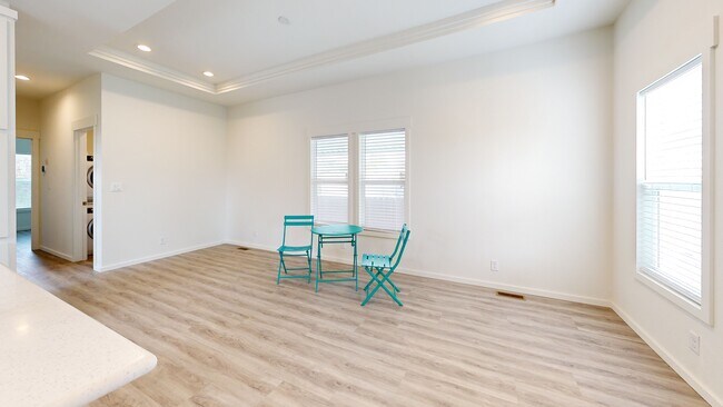 3030 Oceanside Blvd unit 51, Oceanside, CA 92054 - photo 2