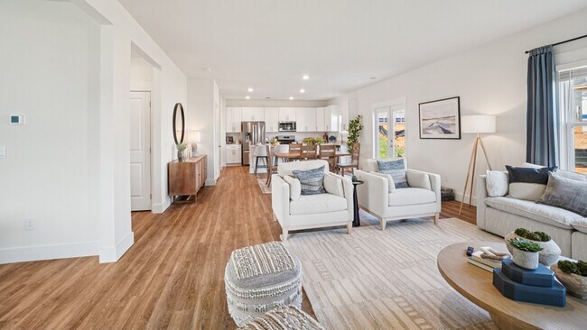 337 Alta Tree Blvd, Johnson City, TN 37604 - photo 7