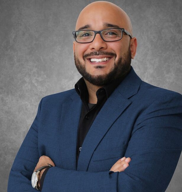 Agent Photo