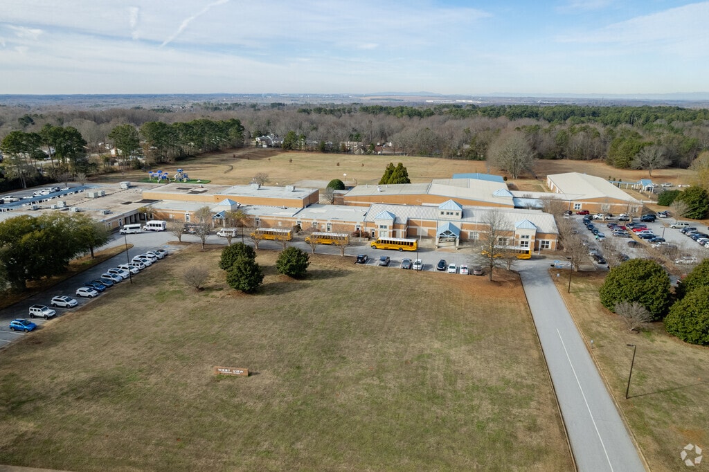 The front of West View Elementary School