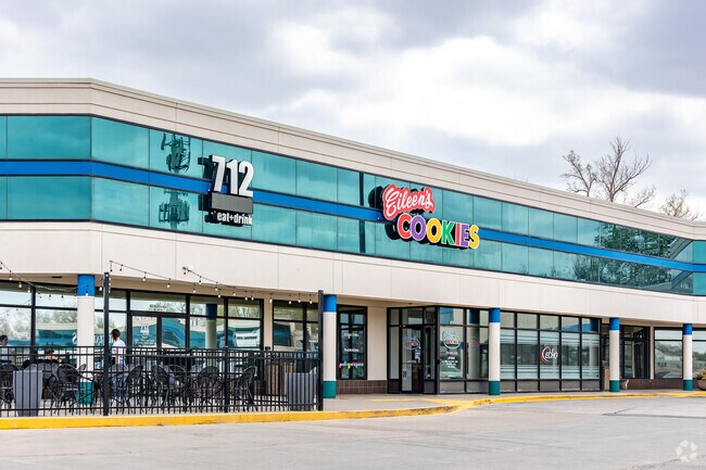 Several shopping and commercial centers border the Valley View neighborhood.