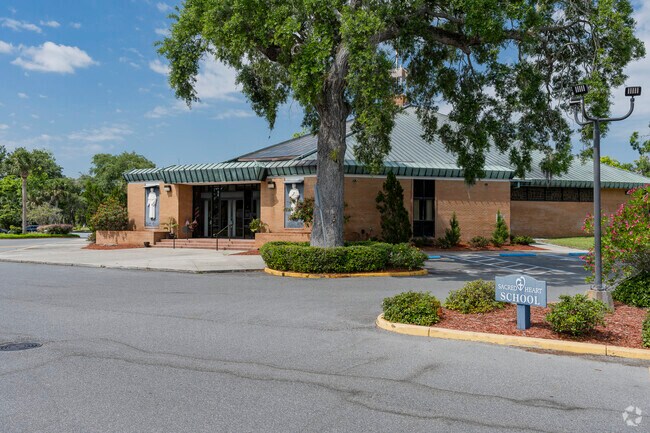 Sacred Heart Catholic School is part of the Diocese of Orlando.