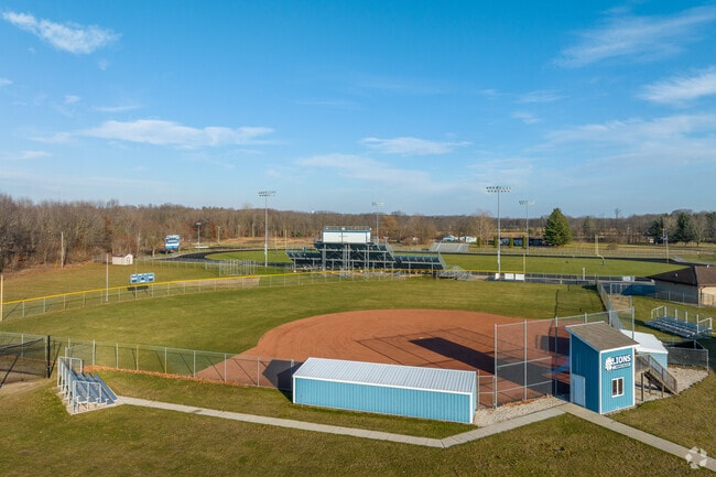 Maplewood Junior Senior High has a 27% math proficiency score.