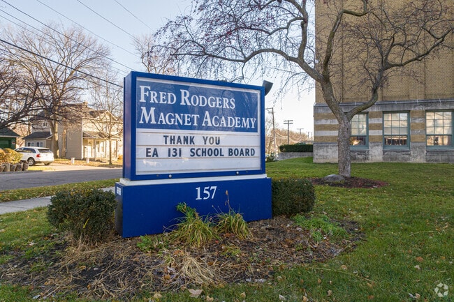 Fred Rodgers Magnet Academy is a public, magnet, middle-school in Aurora, IL.