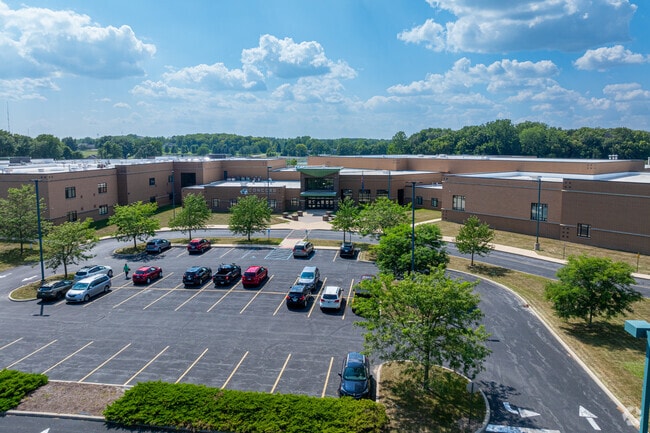 Concord Junior High School receives an overall Niche grade of B.