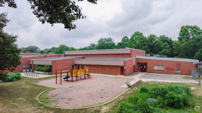 University Park Elementary School has a strong foundational curriculum for students.