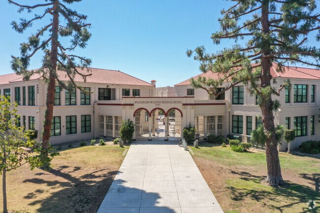 Woodrow Wilson High School caters to Zaferia high school students.