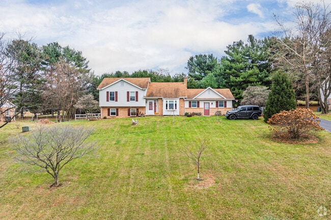 There is a wide variety of home styles in Cavetown.