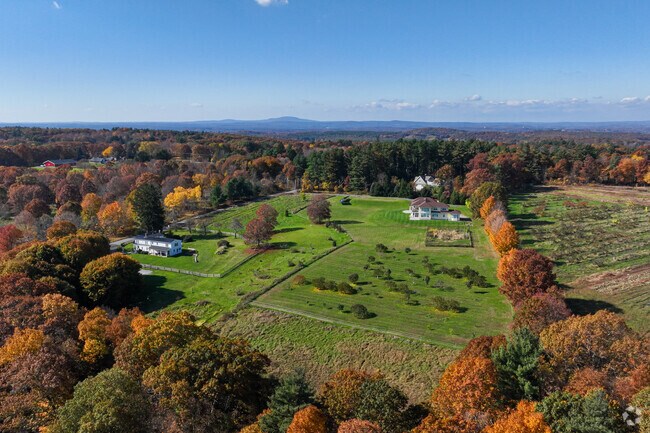 Harvard has beautiful landscapes in all directions just a short drive from the central town.