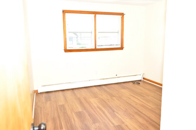 12 Maple Ave unit 2, Wallingford, CT 06492 - photo 5