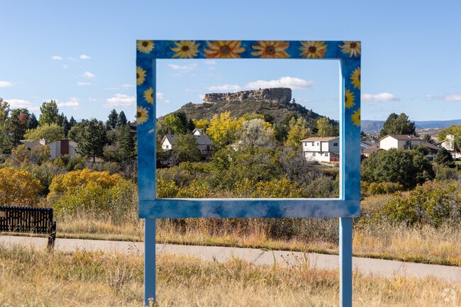 Photo spots abound along winding streets in The Woodlands neighborhood.