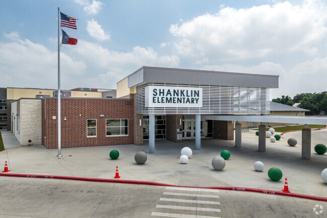 Cultivating curious minds at Shanklin Elementary School.