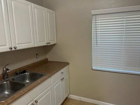 Texas St. Apartments, San Diego, CA 92104 - photo 4