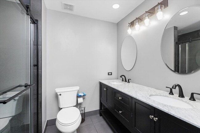 2828 N Talman Ave, Chicago, IL 60618 - photo 2