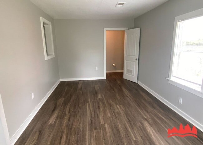 4628 Windward Dr, Memphis, TN 38109 - photo 4