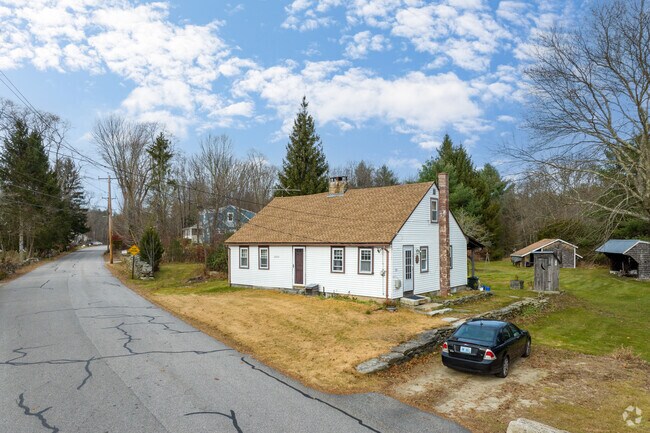 Pascoag-Harrisville homes are perfect for families seeking comfort and a peaceful atmosphere.