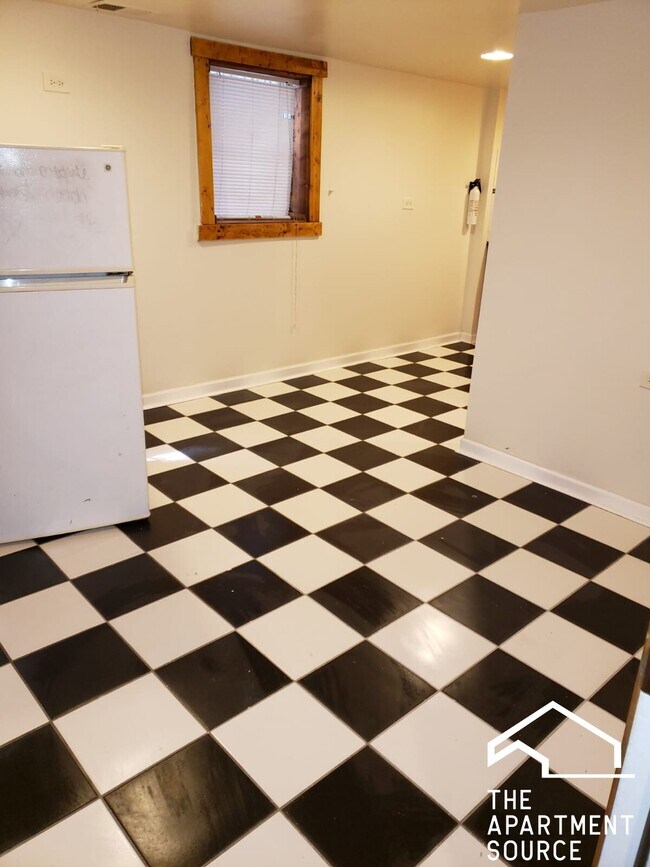 2230 N Lockwood Ave unit G, Chicago, IL 60639 - photo 3