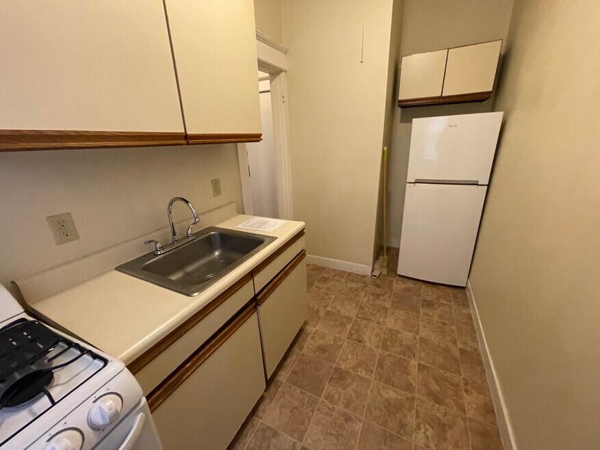 19 Woodstock Ave unit 3, Brighton, MA 02135 - photo 1