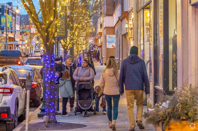 Downtown Chambersburg comes alive during the IceFest in Chambersburg.